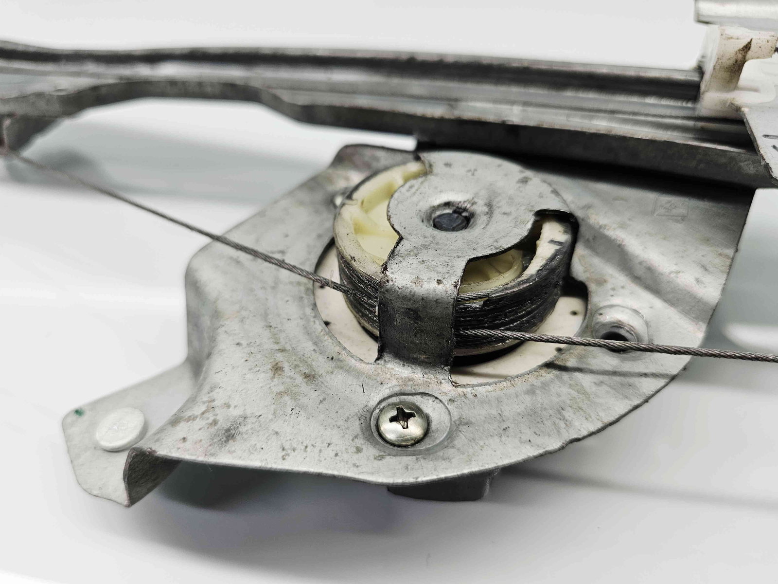 Macara electrica geam dreapta fata Dacia Duster (PH2, H79) [Fabr 2013-2017] 128000842K / 807207961R - imagine 4