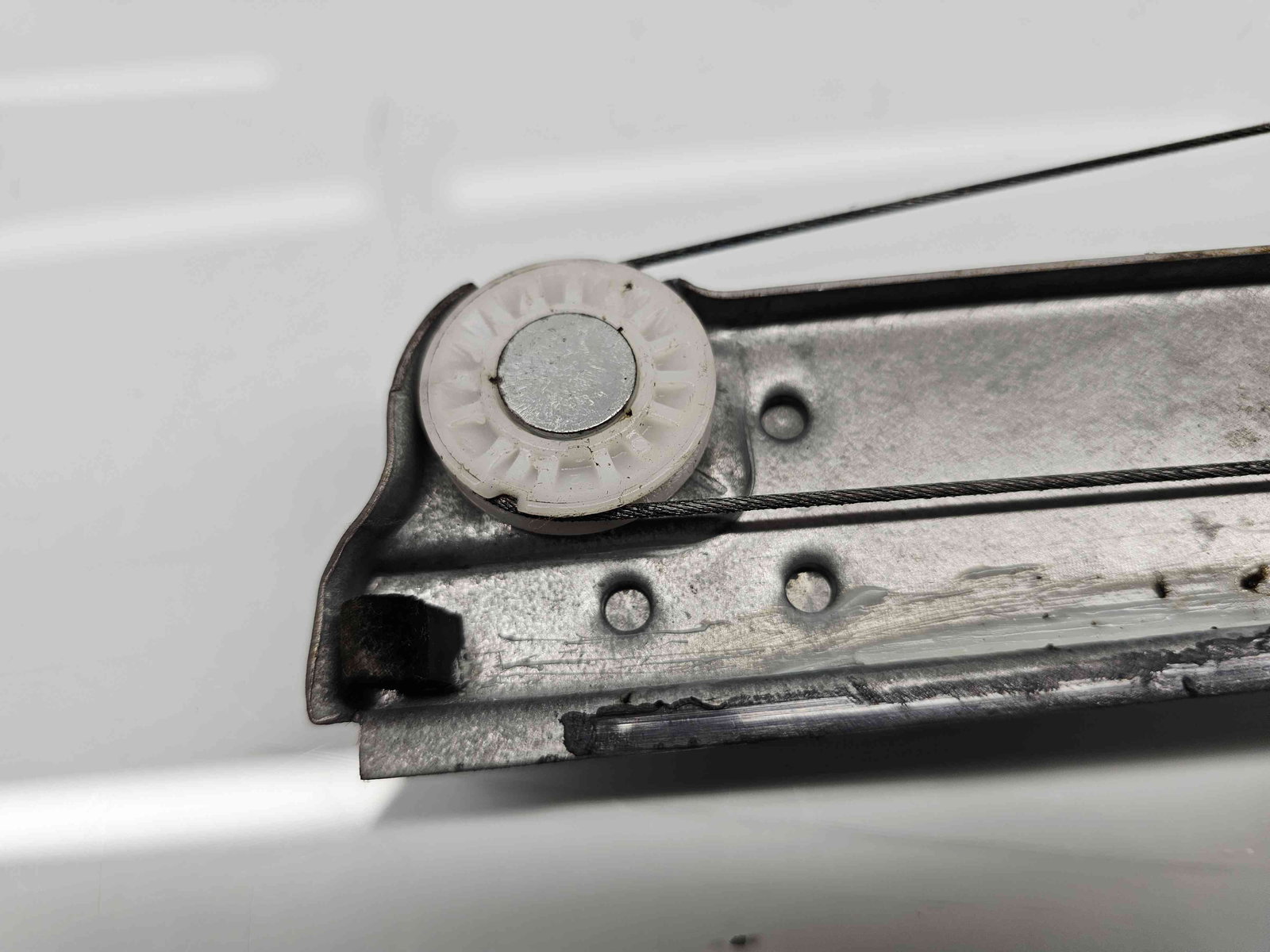 Macara electrica geam dreapta spate Dacia Duster (PH2, H79) [Fabr 2013-2017] 827203156R - imagine 4