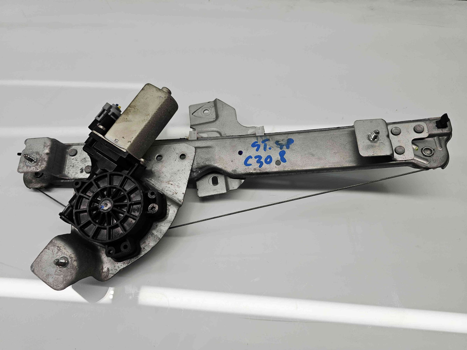 Macara electrica geam stanga spate Dacia Duster (PH2, H79) [Fabr 2013-2017] 128000841K / 827213586R - imagine 1