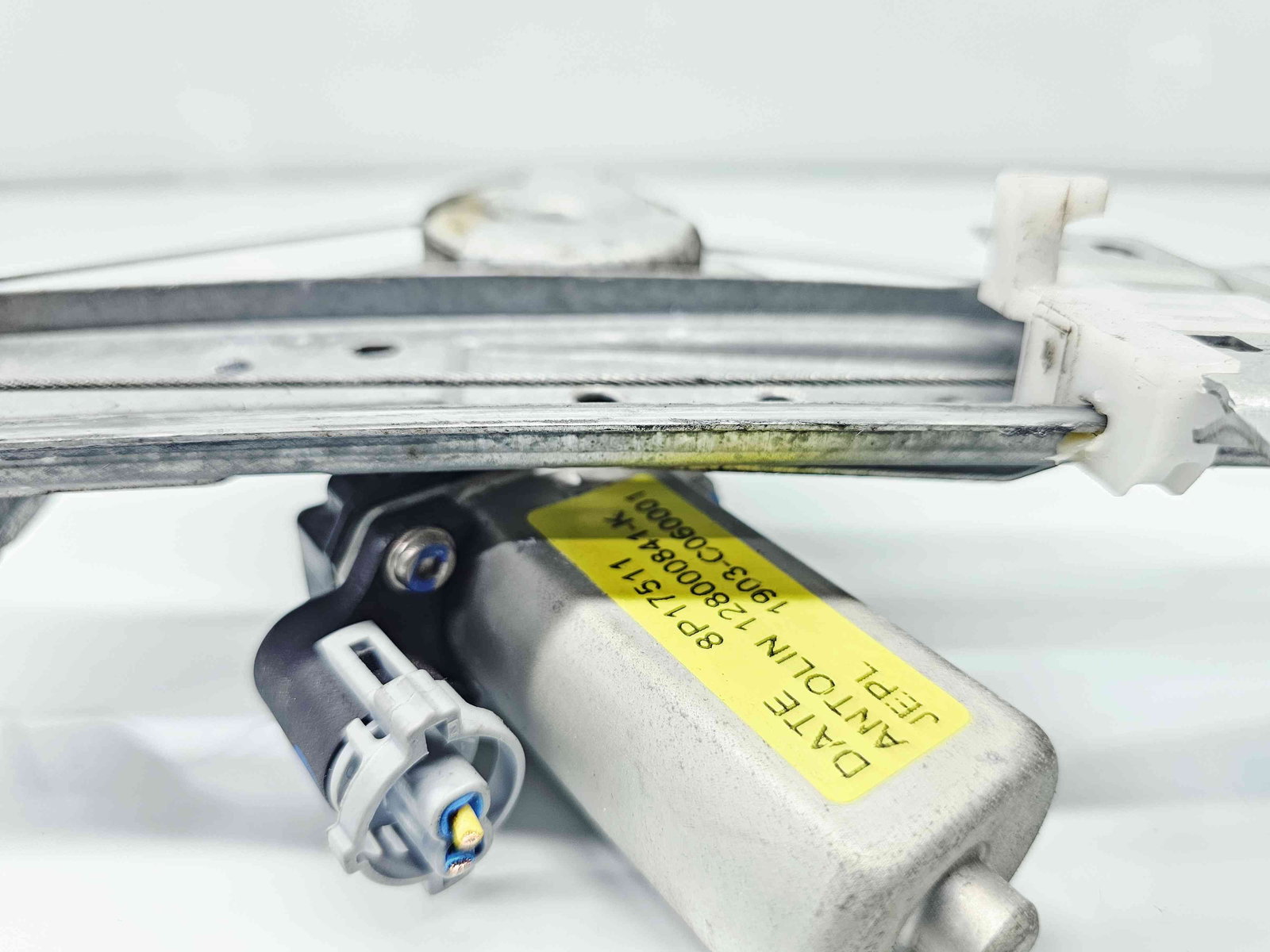 Macara electrica geam stanga spate Dacia Duster (PH2, H79) [Fabr 2013-2017] 128000841K / 827213586R - imagine 7