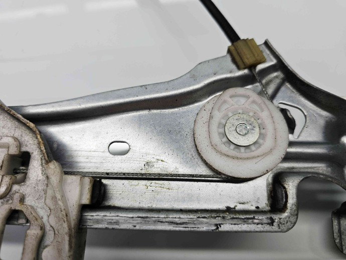 Macara electrica geam stanga spate Renault Megane 3 (B95) [Fabr 2008-2016] 827210003R / 968716101