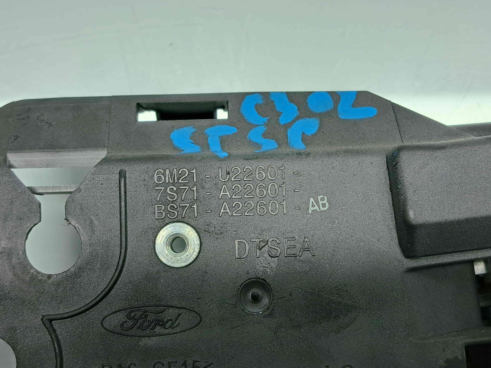 Maner interior stanga spate Ford Mondeo 4 Sedan Facelift [Fabr 2007-2015] 6M21-U22601 - imagine 3