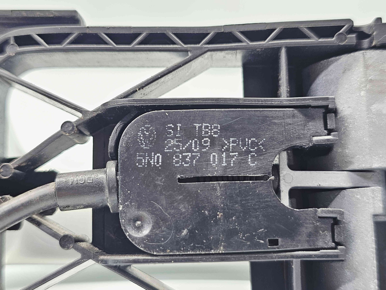 Maner usa dreapta spate Volkswagen Golf 6 (5K1) [Fabr 2009-2013] LR7L - imagine 4