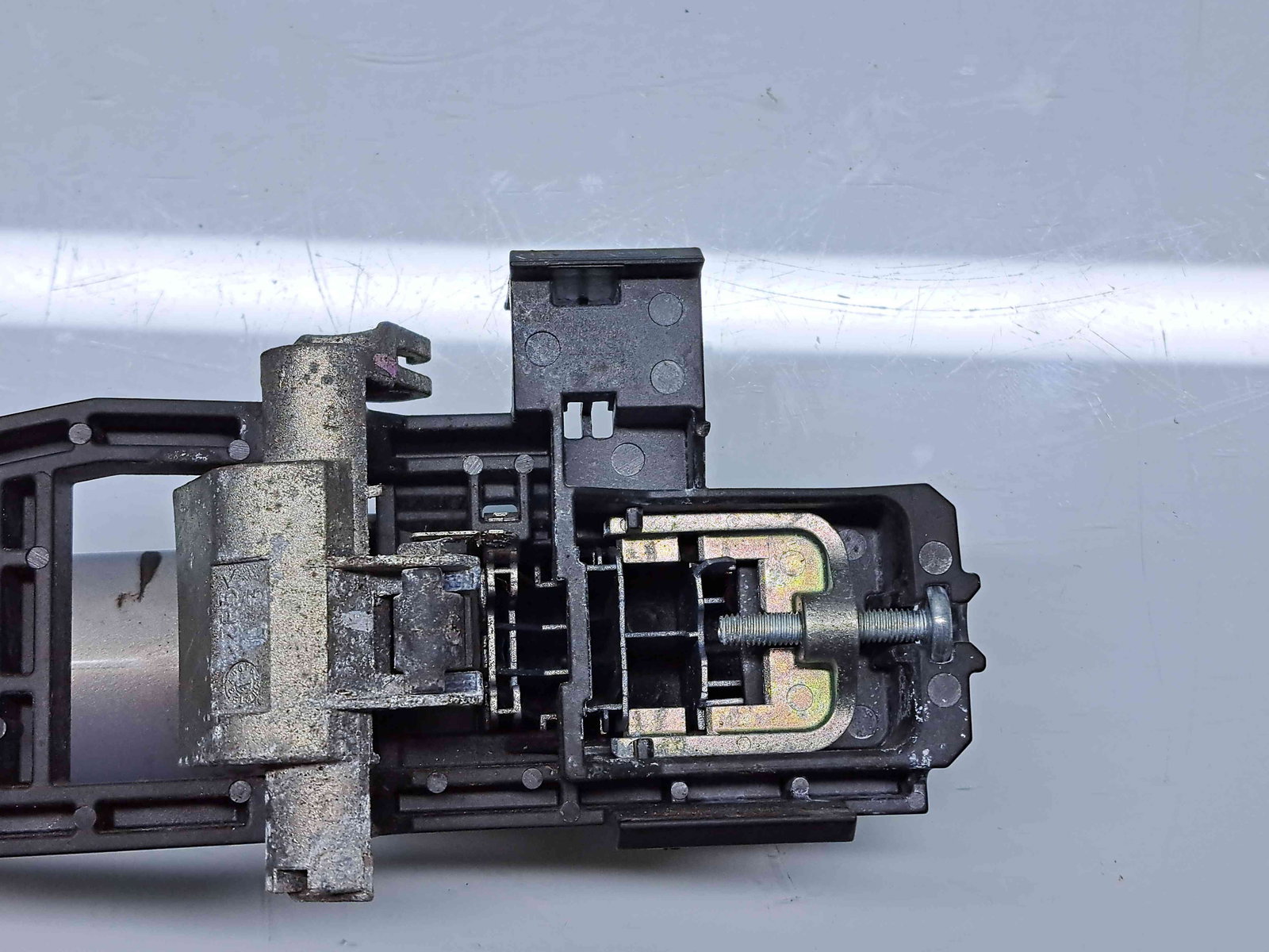 Maner usa dreapta spate Ford Mondeo 4 Sedan Facelift [Fabr 2007-2015] Dark Micastone - imagine 3