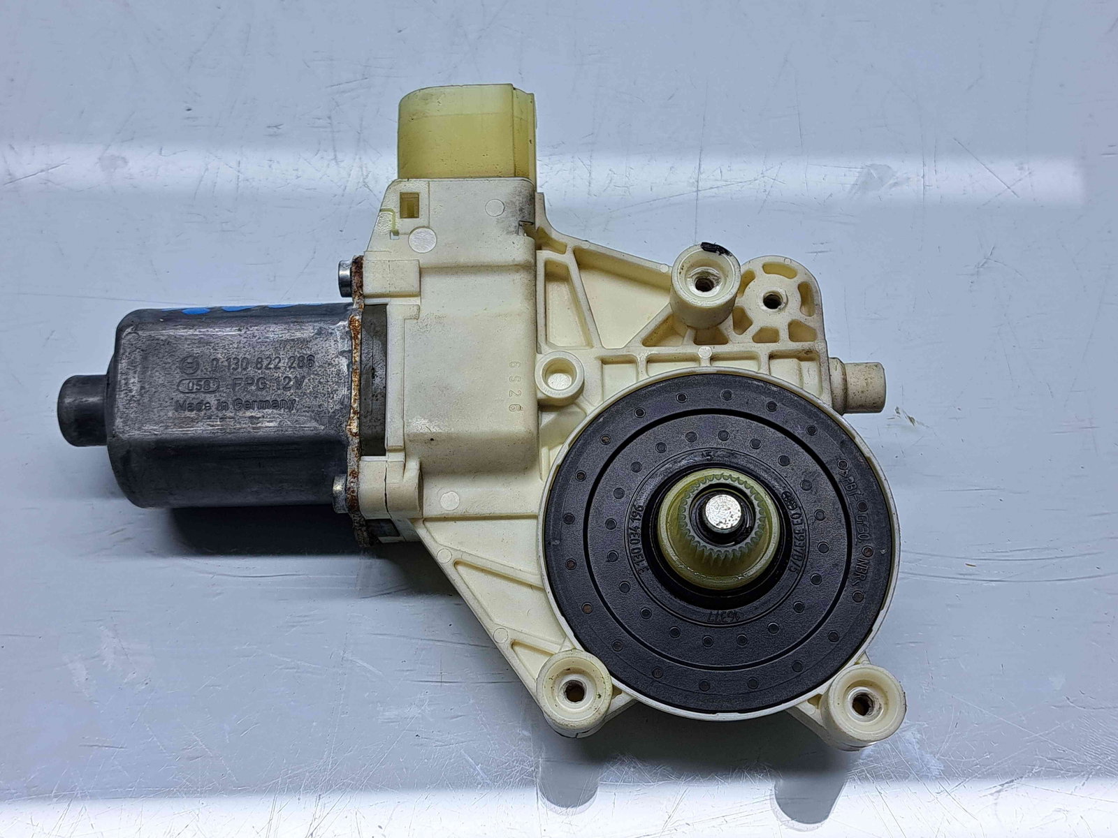 Motoras geam dreapta fata Ford Mondeo 4 Sedan Facelift [Fabr 2007-2015] 6M2114553B - imagine 2