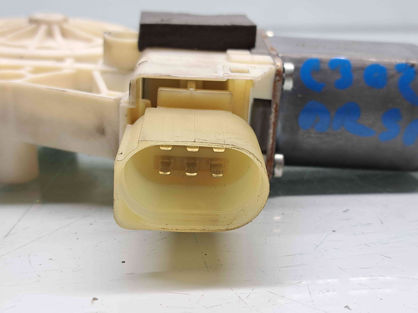 Motoras geam dreapta spate Ford Mondeo 4 Sedan Facelift [Fabr 2007-2015] 6M2114A389B - imagine 3