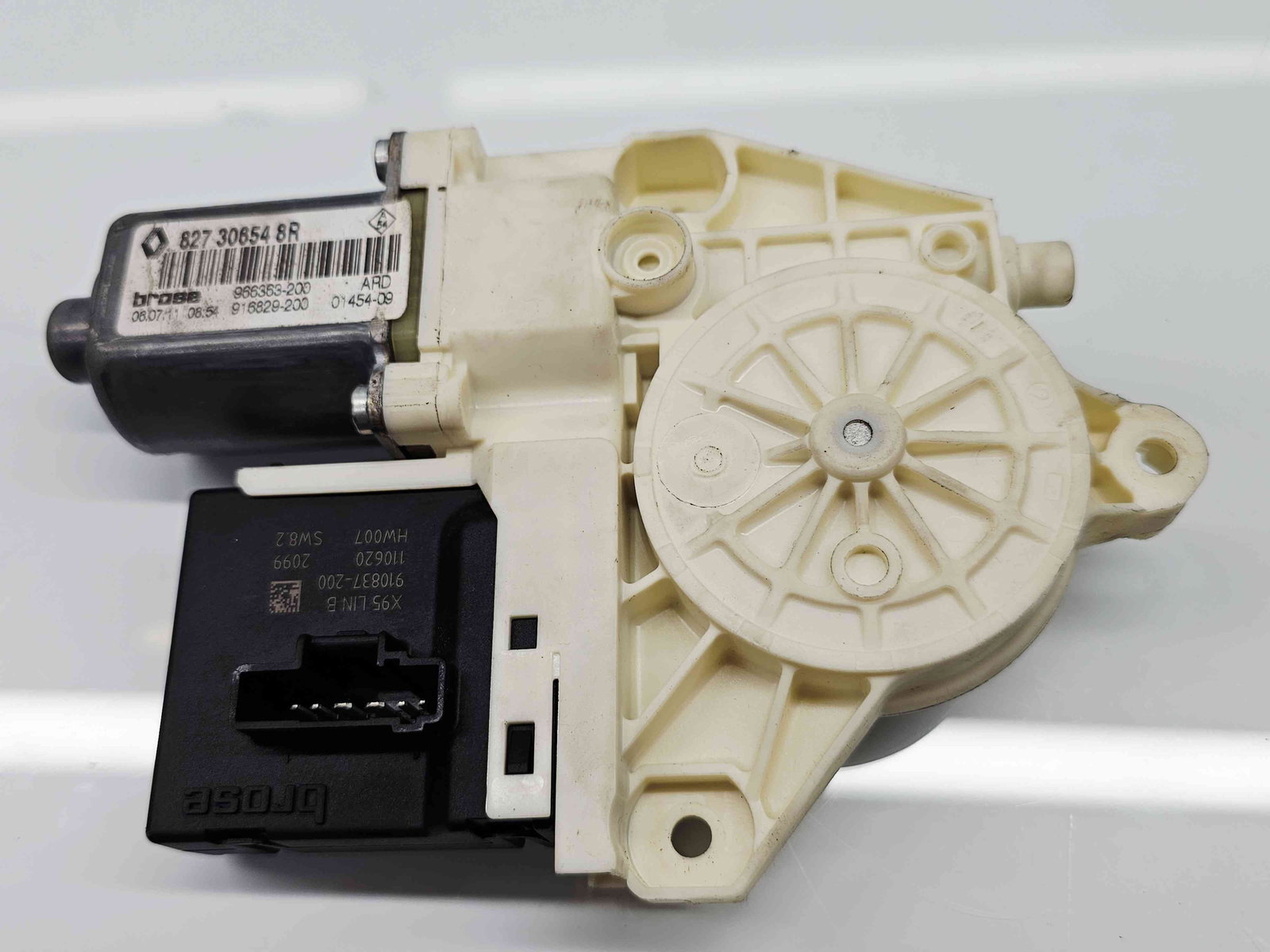 Motoras geam dreapta spate Renault Megane 3 (B95) [Fabr 2008-2016] 0130822331 - imagine 1