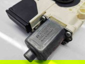 Motoras geam dreapta spate Renault Megane 3 (B95) [Fabr 2008-2016] 0130822331