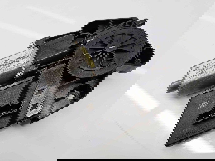 Motoras geam stanga fata Renault Megane 3 (B95) [Fabr 2008-2016] 0130822479