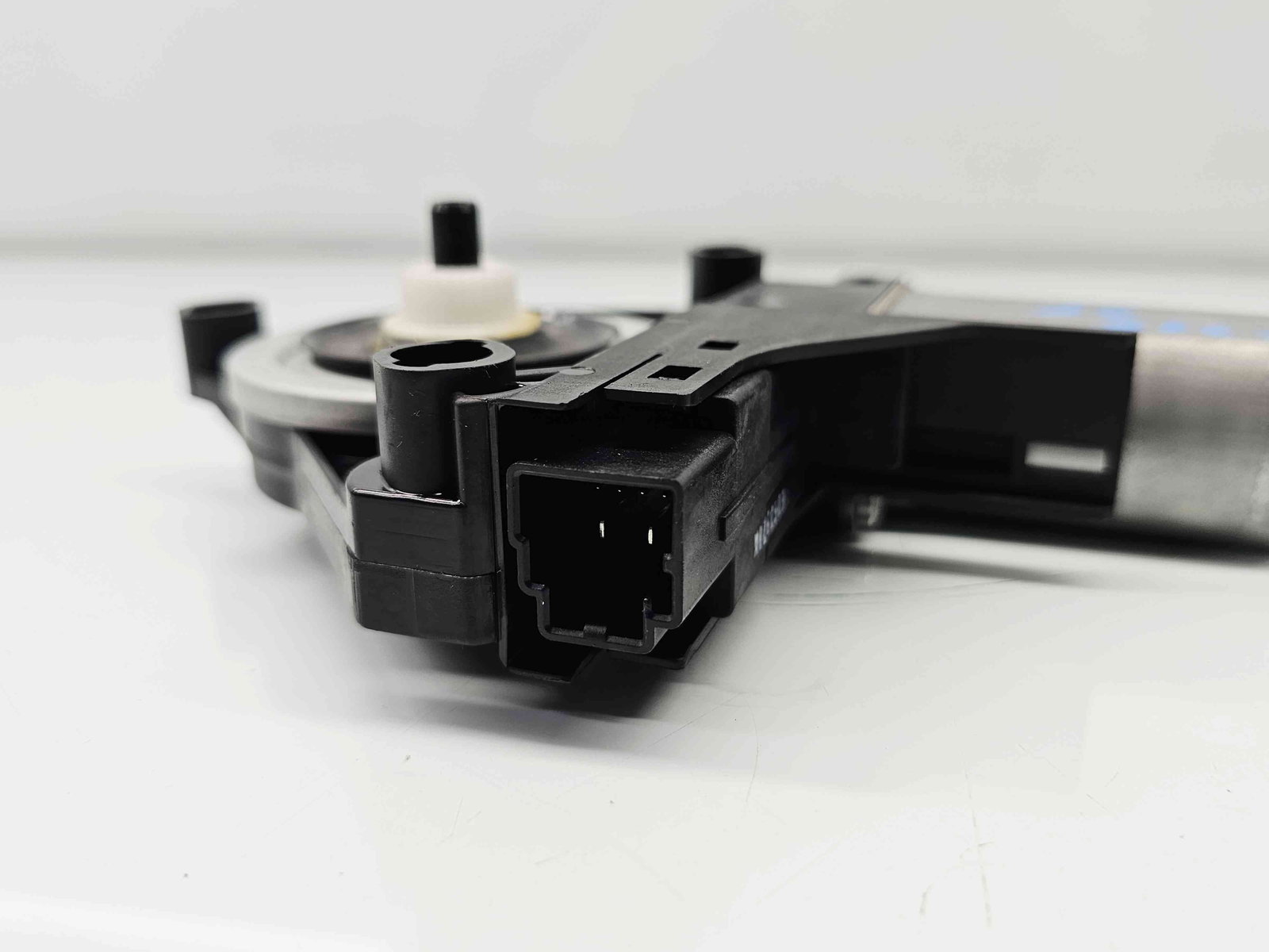 Motoras geam stanga fata XC60 [Fabr 2008-2017] 966268102 - imagine 3