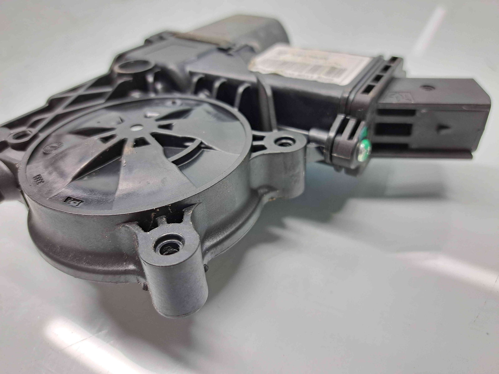 Motoras geam stanga fata Chevrolet Cruze (J300) [Fabr 2010-2016] 3130034193 - imagine 3