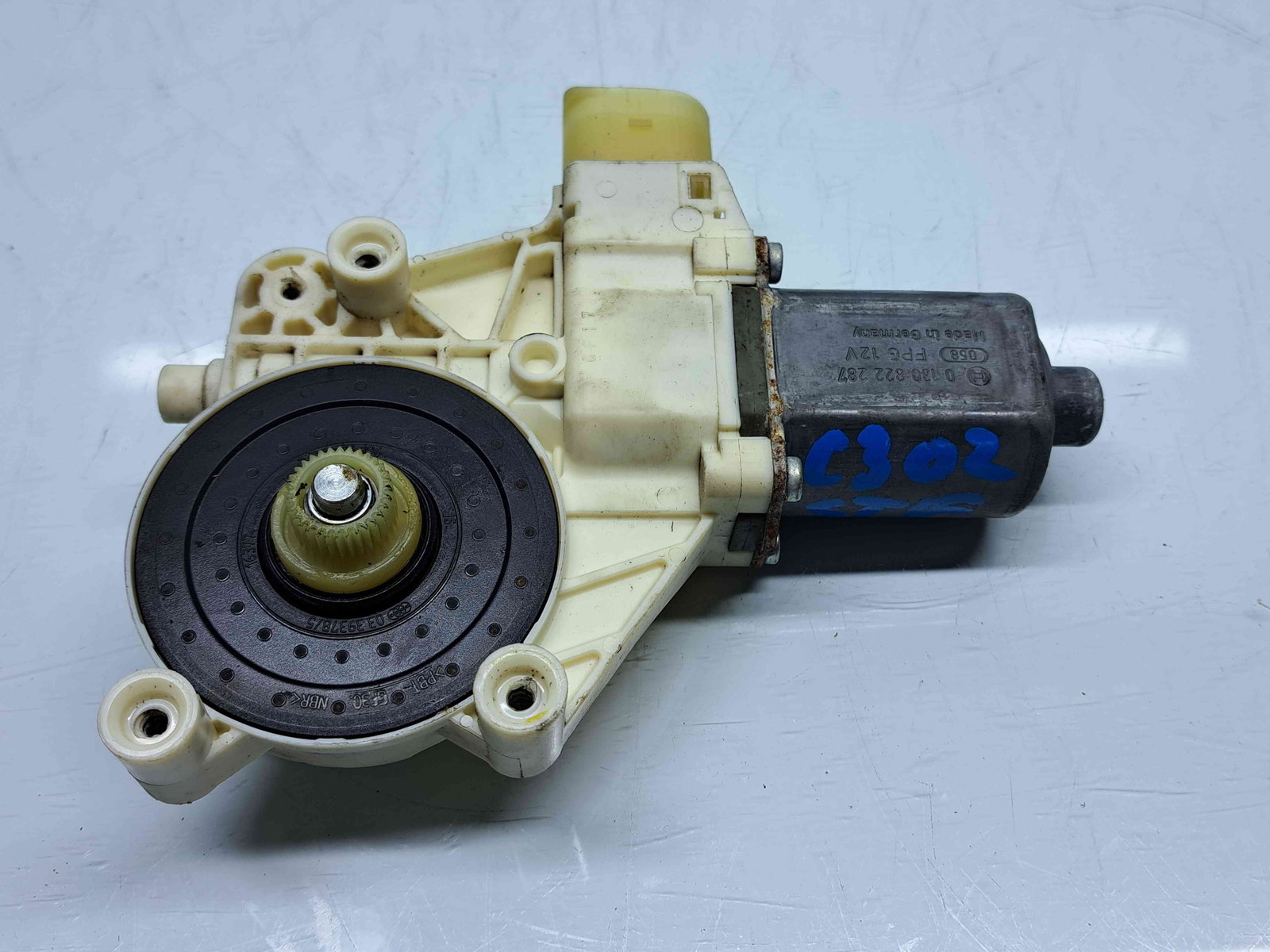 Motoras geam stanga fata Ford Mondeo 4 Sedan Facelift [Fabr 2007-2015] 6M2114A389B - imagine 2