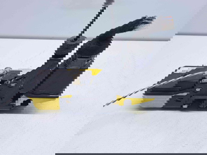 Broasca usa stanga spate Volvo XC90 [Fabr 2002-2014] 30699754