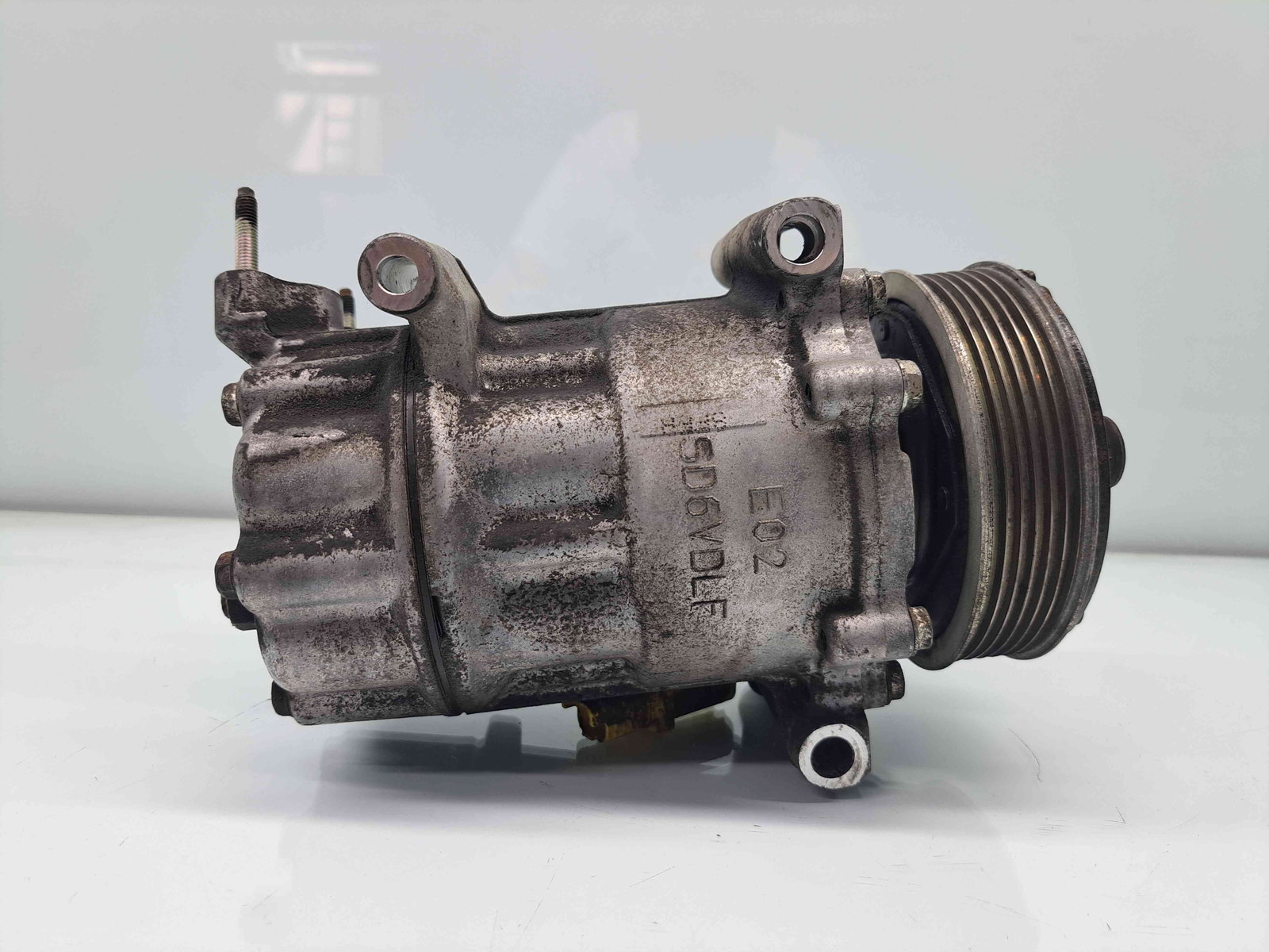 Compresor clima MINI Cooper (R56) [Fabr 2006-2014] 9223392 1.6 N16 90KW / 122CP - imagine 2