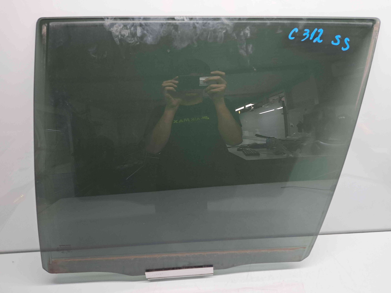 Geam usa stanga spate Volvo XC90 [Fabr 2002-2014] OEM - imagine 1