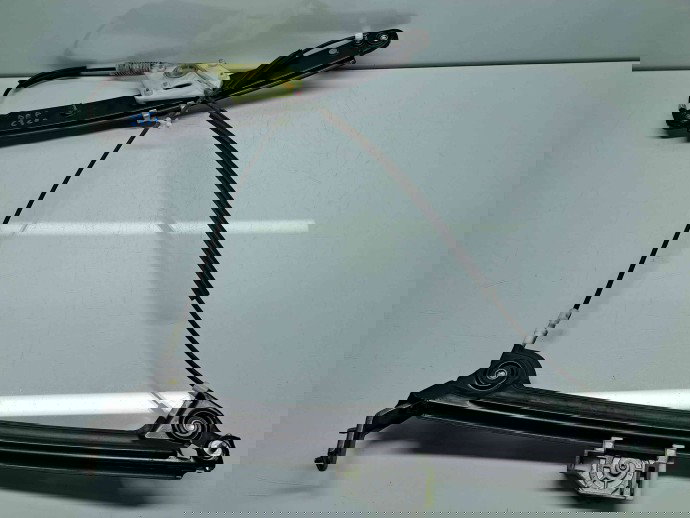 Macara electrica geam dreapta fata Bmw 1 (E81, E87) [Fabr 2004-2010] E007081005