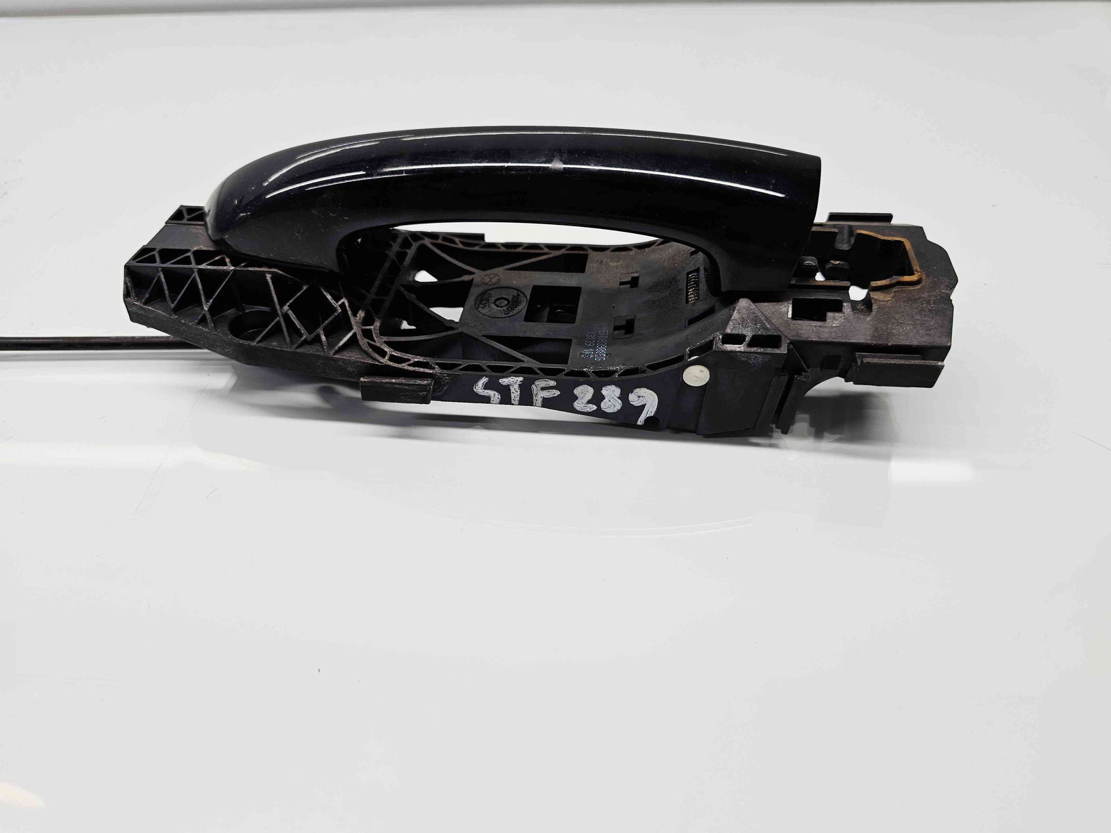 Maner usa stanga fata Volkswagen Golf 6 (5K1) [Fabr 2009-2013] LC9X - imagine 2