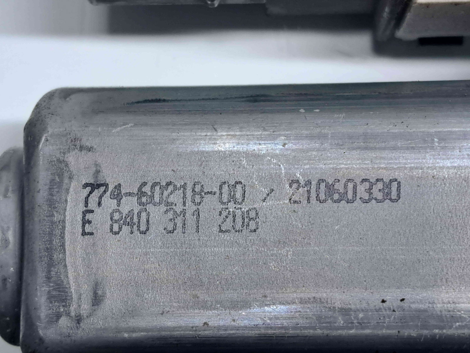 Motoras geam dreapta spate Seat Leon (1P1) [Fabr 2005-2011] Facelift 7746021800 - imagine 4