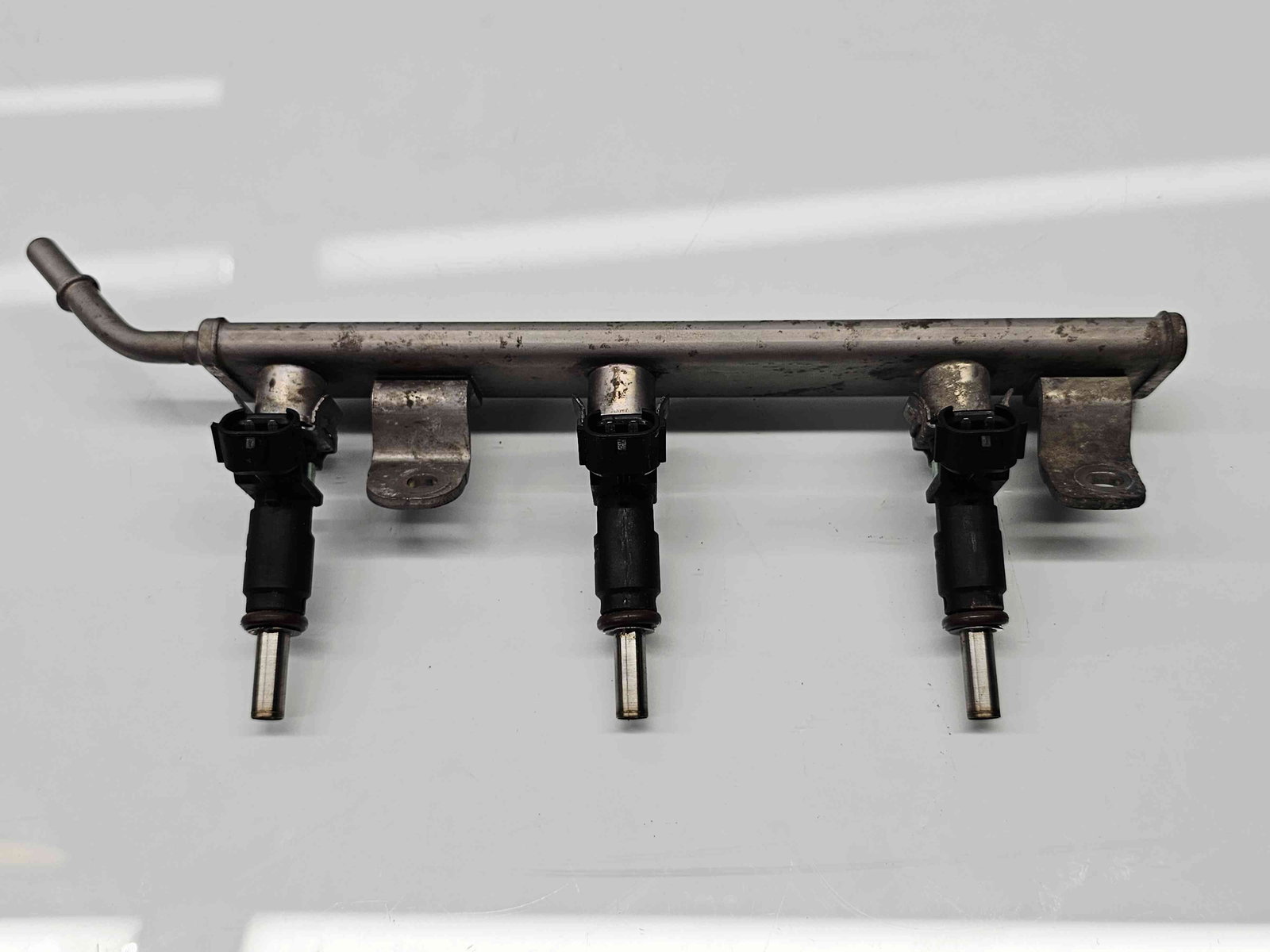 Rampa injectoare Dacia Logan II MCV BK (K52) [Fabr 2013-2022] Facelift 175204033R 1.0 B B4D-411 54KW / 74CP - imagine 1