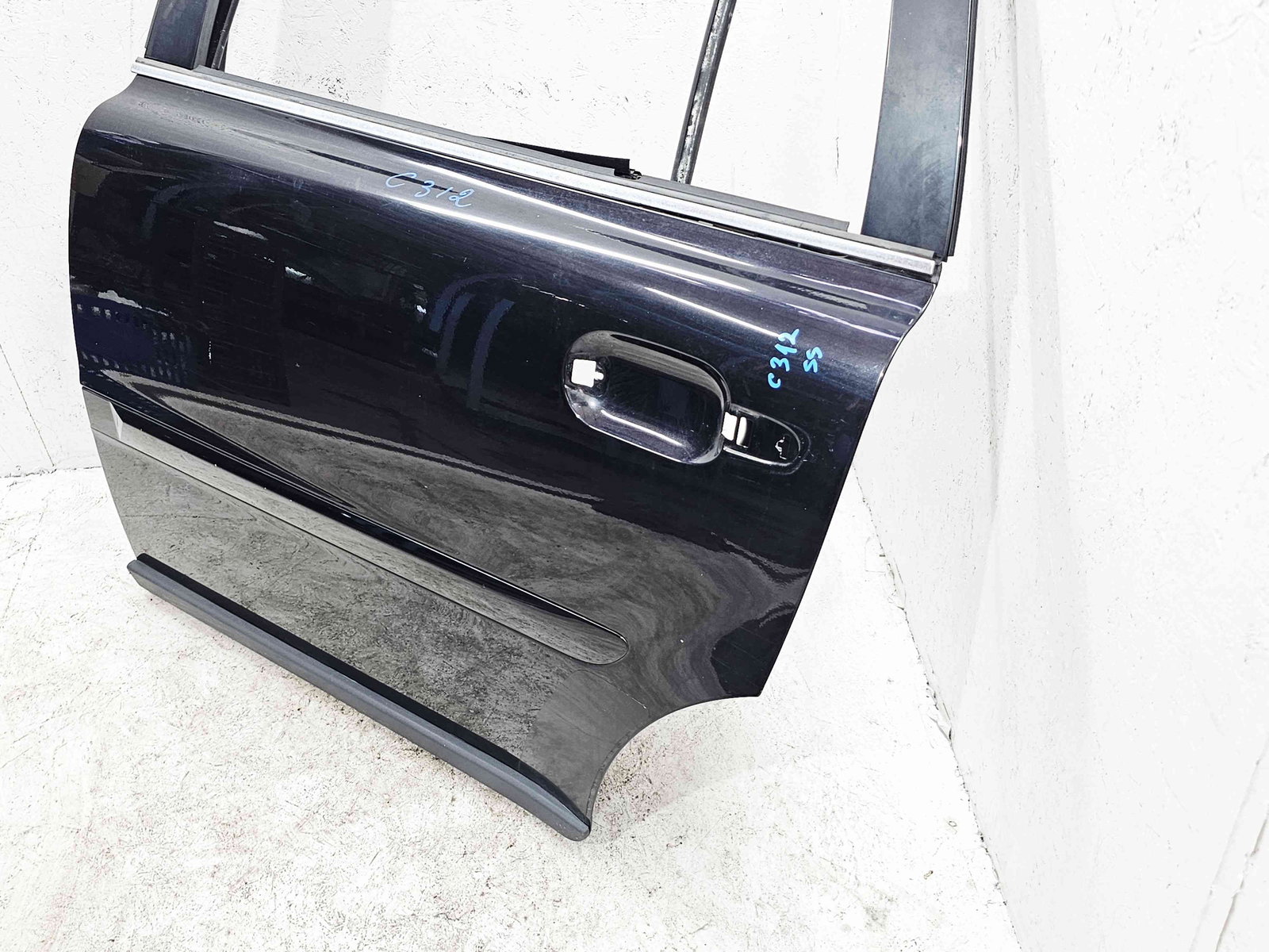 Usa stanga spate Volvo XC90 [Fabr 2002-2014] Black Sapphire Metal - imagine 2