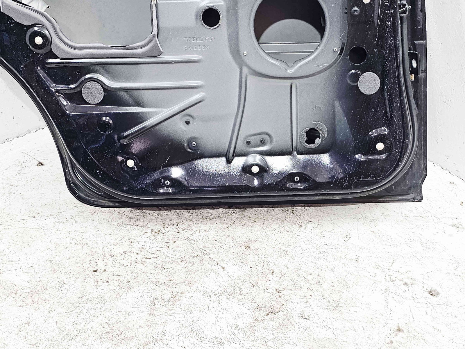 Usa stanga spate Volvo XC90 [Fabr 2002-2014] Black Sapphire Metal - imagine 9