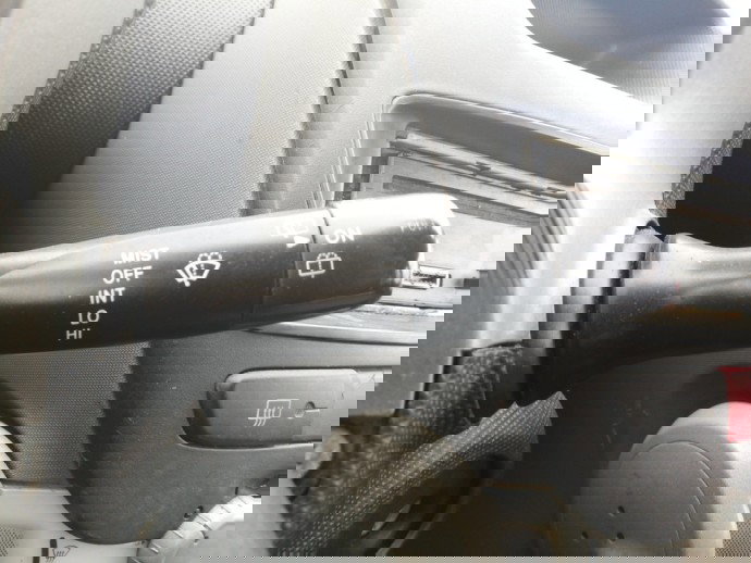 Maneta stergatoare Peugeot 107 1.0-384F OEM 2005-Prezent