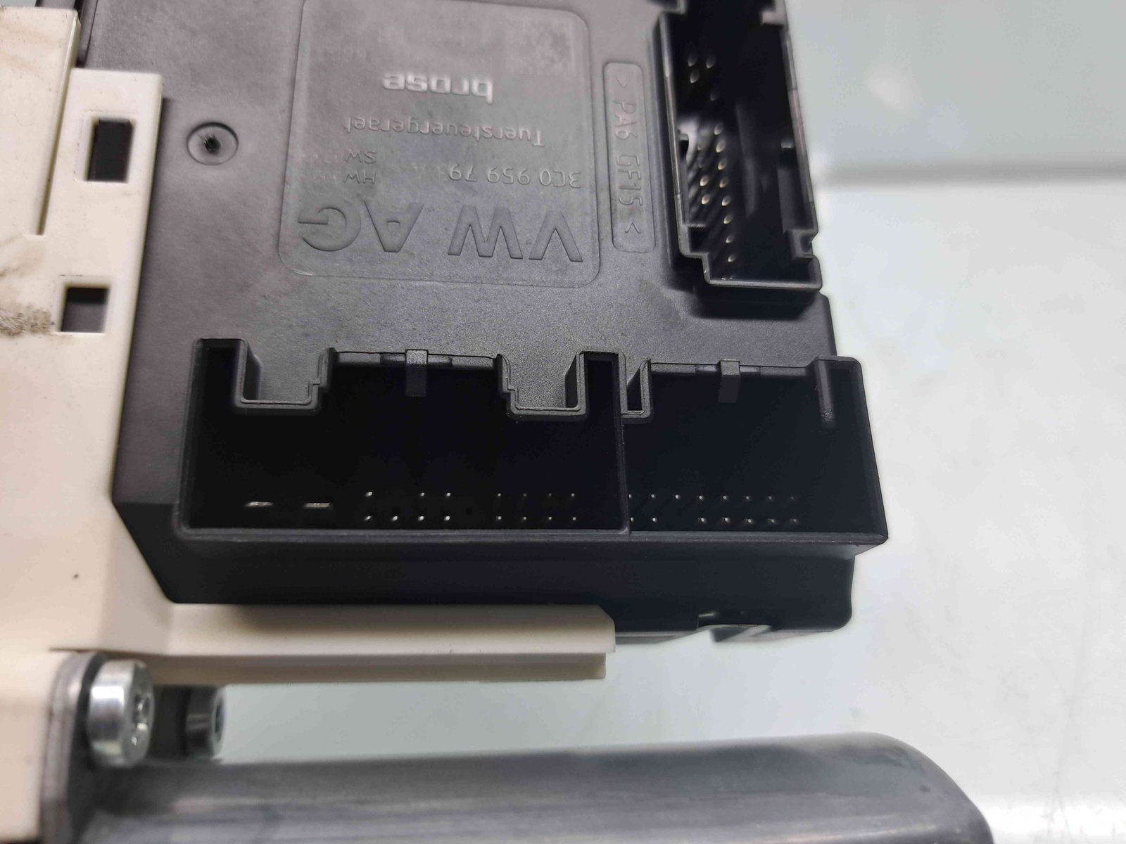 Motoras geam dreapta fata Seat Leon (1P1) [Fabr 2005-2011] Facelift 3C0959793A / 1P0837402 - imagine 5