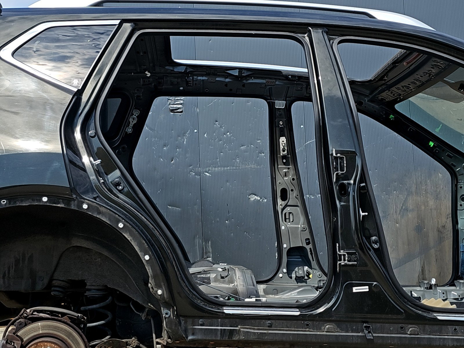 Cheder usa dreapta spate Nissan X-Trail (T32) [Fabr 2013-prezent] 1.6 DCI R9M408 96KW / 130CP