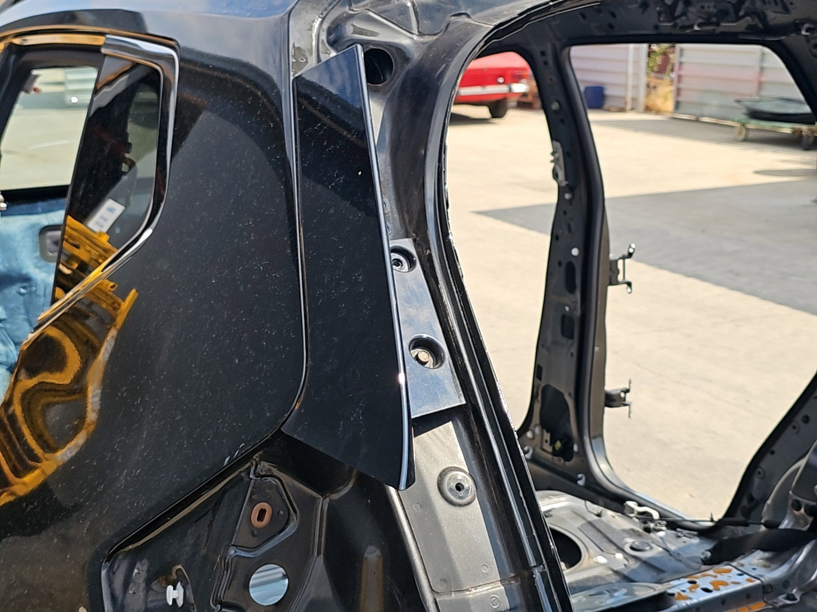 Ornament stop stanga Nissan X-Trail (T32) [Fabr 2013-prezent] 1.6 DCI R9M408 96KW / 130CP