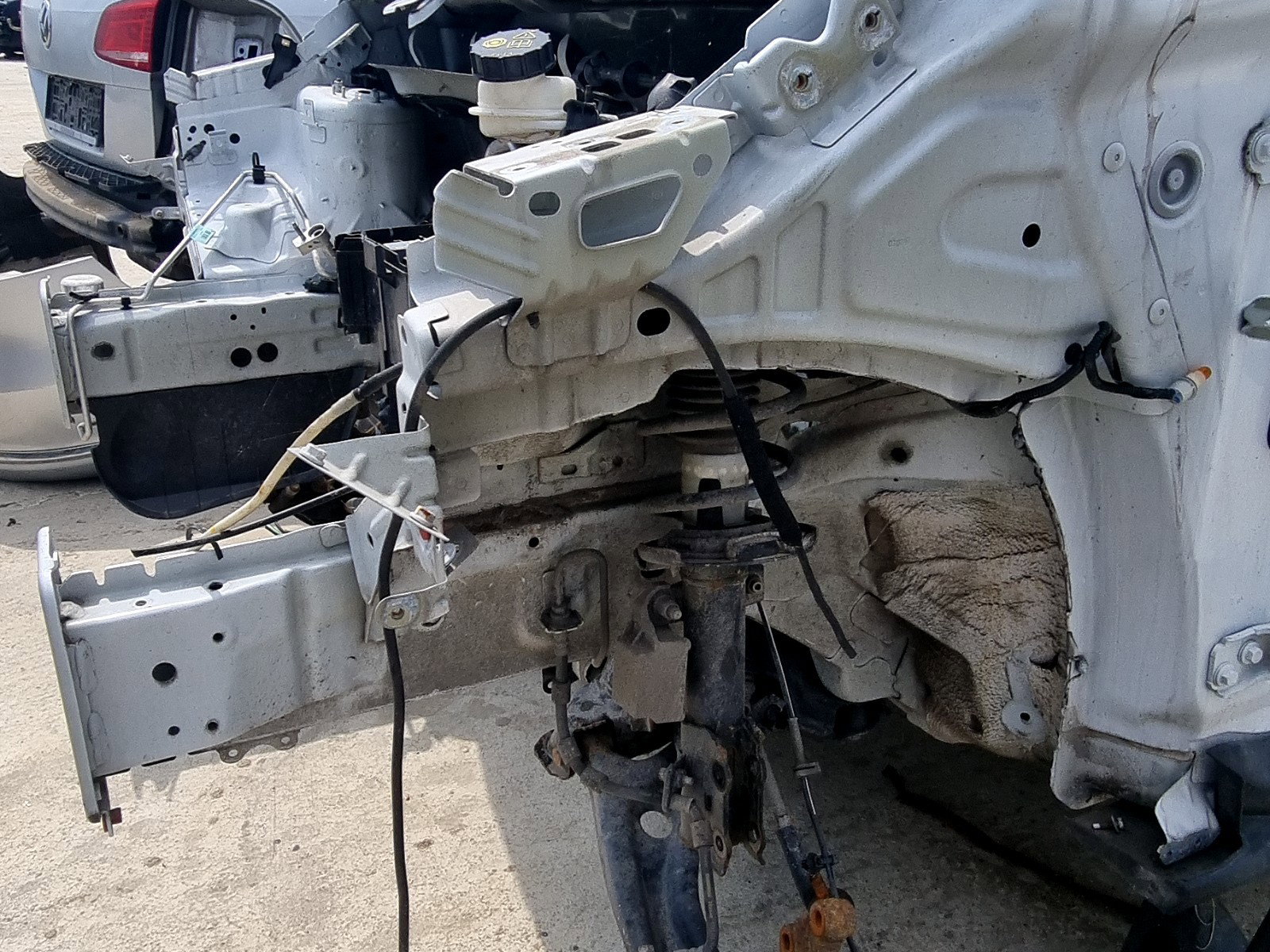 Cap lonjeron stanga Ford Tourneo Courier [Fabr 2014-2020] 1.0 Benz M1DA 74 KW / 100CP - imagine 3