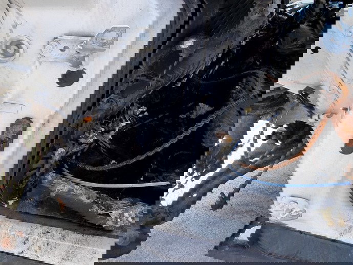 Balama stanga fata Ford Tourneo Courier [Fabr 2014-2020] 1.0 Benz M1DA 74 KW / 100CP