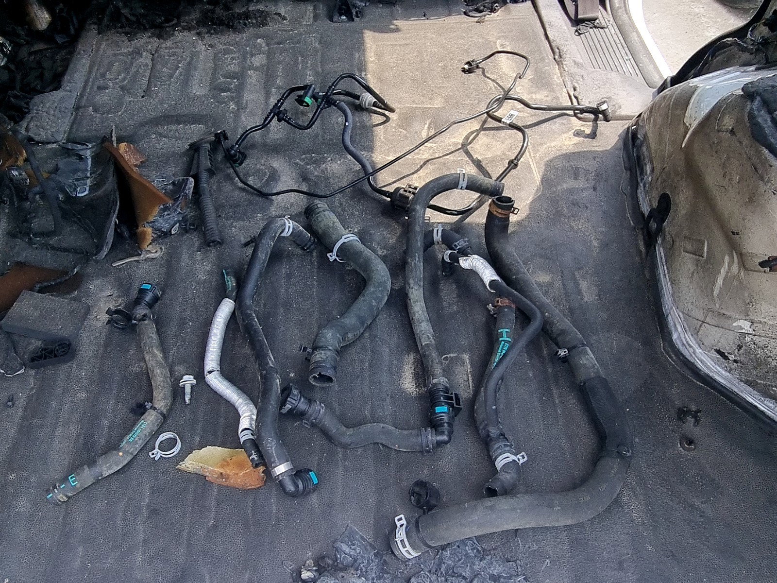 Furtun apa Ford Tourneo Courier [Fabr 2014-2020] 1.0 Benz M1DA 74 KW / 100CP