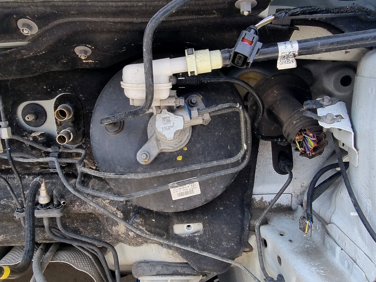 Tulumba frana Ford Tourneo Courier [Fabr 2014-2020] AY112B195A1B 1.0 Benz M1DA 74 KW / 100CP