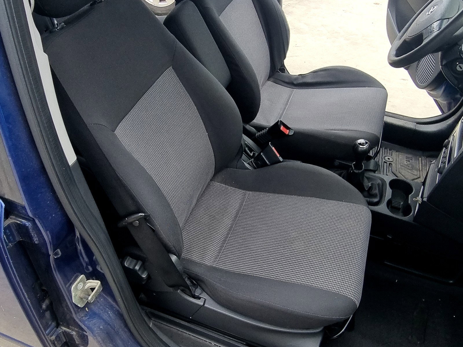 Scaun dreapta fata Opel Meriva A [Fabr 2003-2009] 1.6 Benz Z16XE 74KW / 101CP - imagine 1