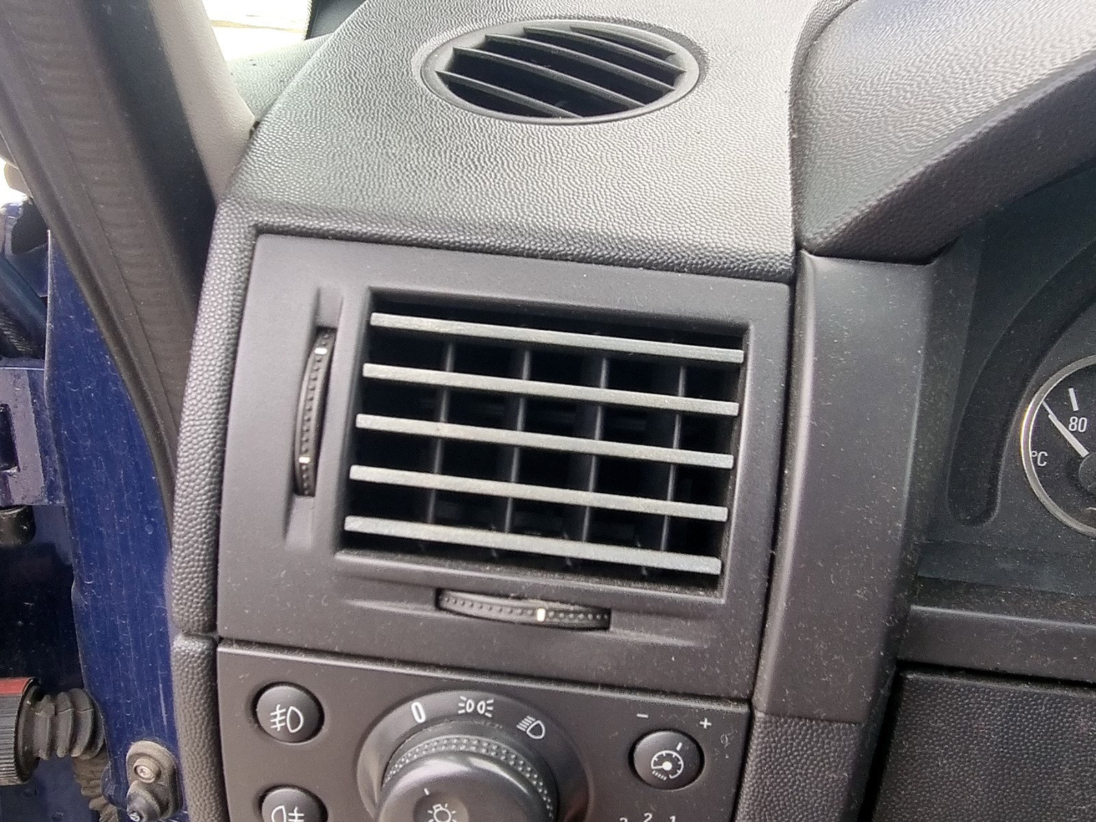 Grila aerisire stanga Opel Meriva A [Fabr 2003-2009] 1.6 Benz Z16XE 74KW / 101CP - imagine 1