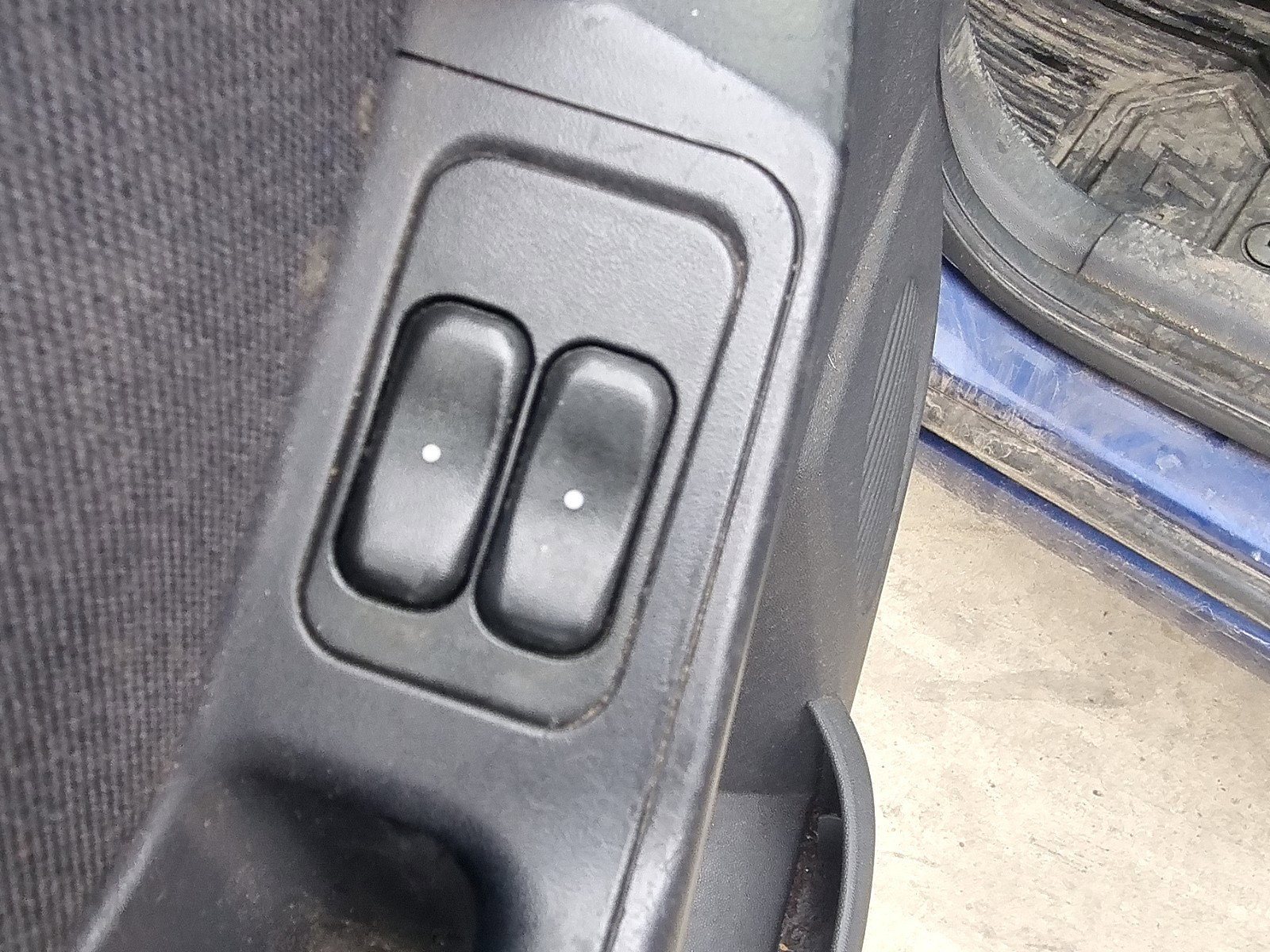 Butoane comanda geamuri sofer Opel Meriva A [Fabr 2003-2009] 1.6 Benz Z16XE 74KW / 101CP