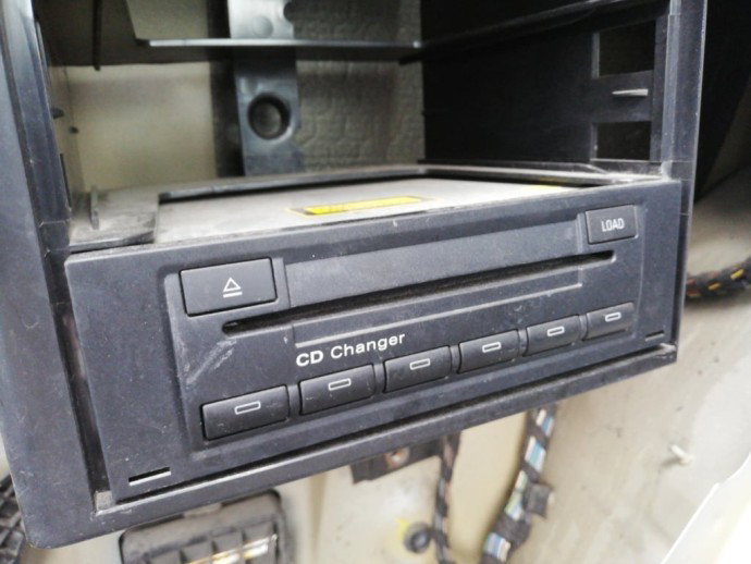 Magazie CD Skoda Octavia 2 1.9 BXE OEM 2004-2013