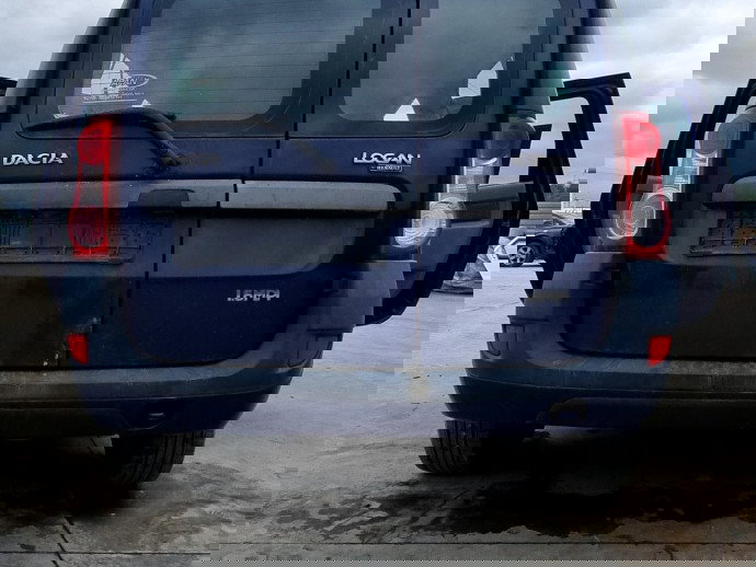 Bara spate Dacia Logan MCV (KS) [Fabr 2007-2012] 1.6 Benz K7M710 64KW / 87CP