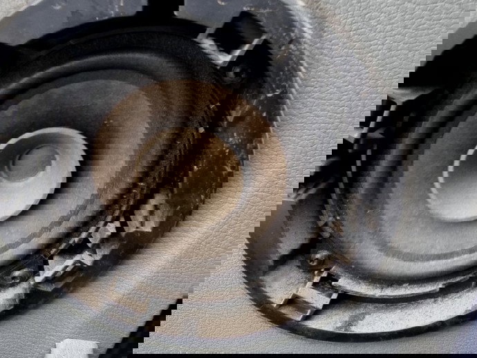 Boxa dreapta spate Dacia Logan MCV (KS) [Fabr 2007-2012] 1.6 Benz K7M710 64KW / 87CP