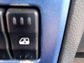 Buton geam dreapta fata Dacia Logan MCV (KS) [Fabr 2007-2012] 1.6 Benz K7M710 64KW / 87CP