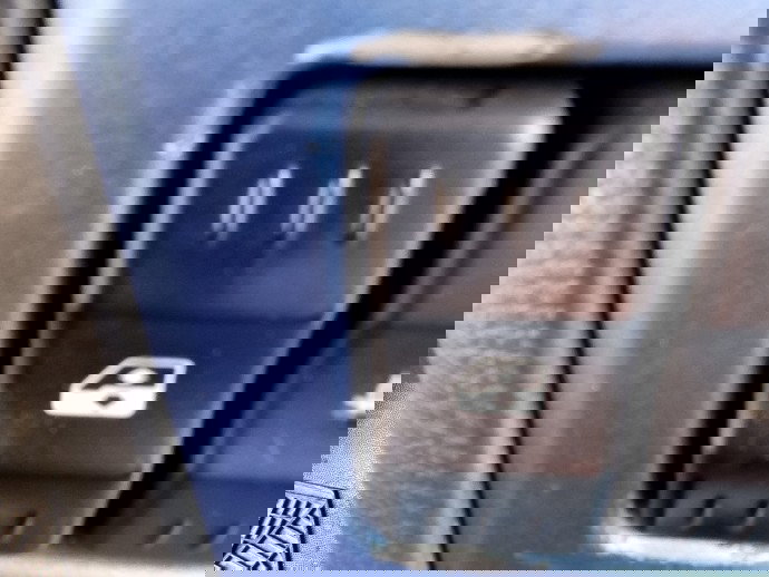 Buton geam stanga fata Dacia Logan MCV (KS) [Fabr 2007-2012] 1.6 Benz K7M710 64KW / 87CP