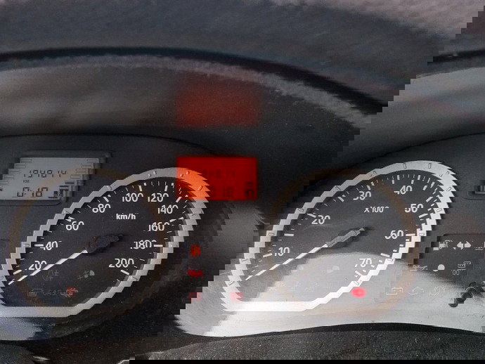 Ceas bord Dacia Logan MCV (KS) [Fabr 2007-2012] 1.6 Benz K7M710 64KW / 87CP