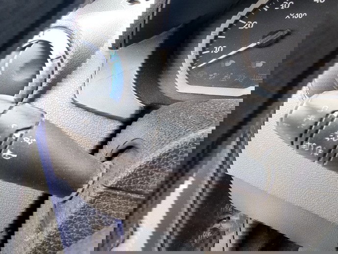 Maneta semnalizare Dacia Logan MCV (KS) [Fabr 2007-2012] 1.6 Benz K7M710 64KW / 87CP