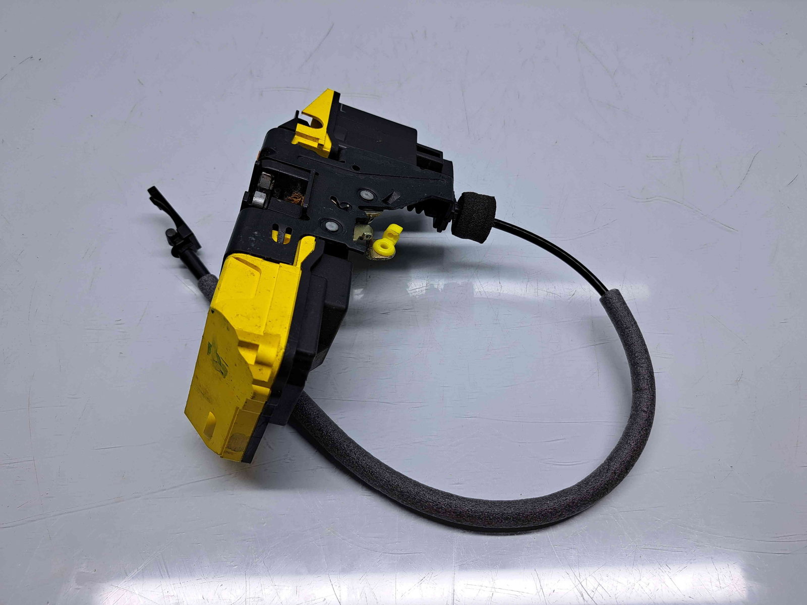 Broasca usa dreapta spate Volvo XC90 [Fabr 2002-2014] OEM - imagine 2