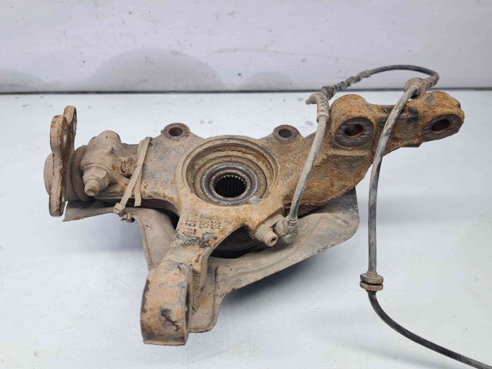 Fuzeta fata dreapta Opel Corsa D [Fabr 2006-2013] 55703155 1.3 CDTI Z13DTJ  