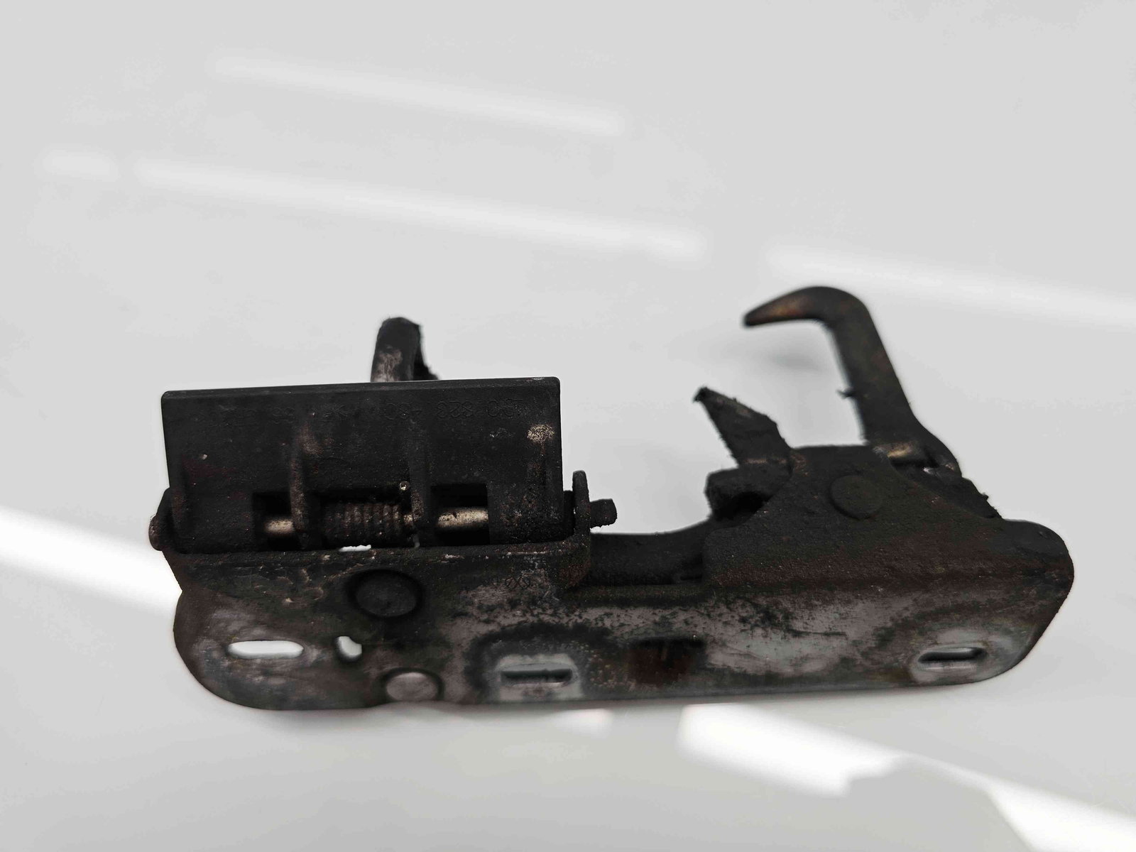 Maner deschidere capota Volkswagen Golf 6 (5K1) [Fabr 2009-2013] OEM - imagine 4