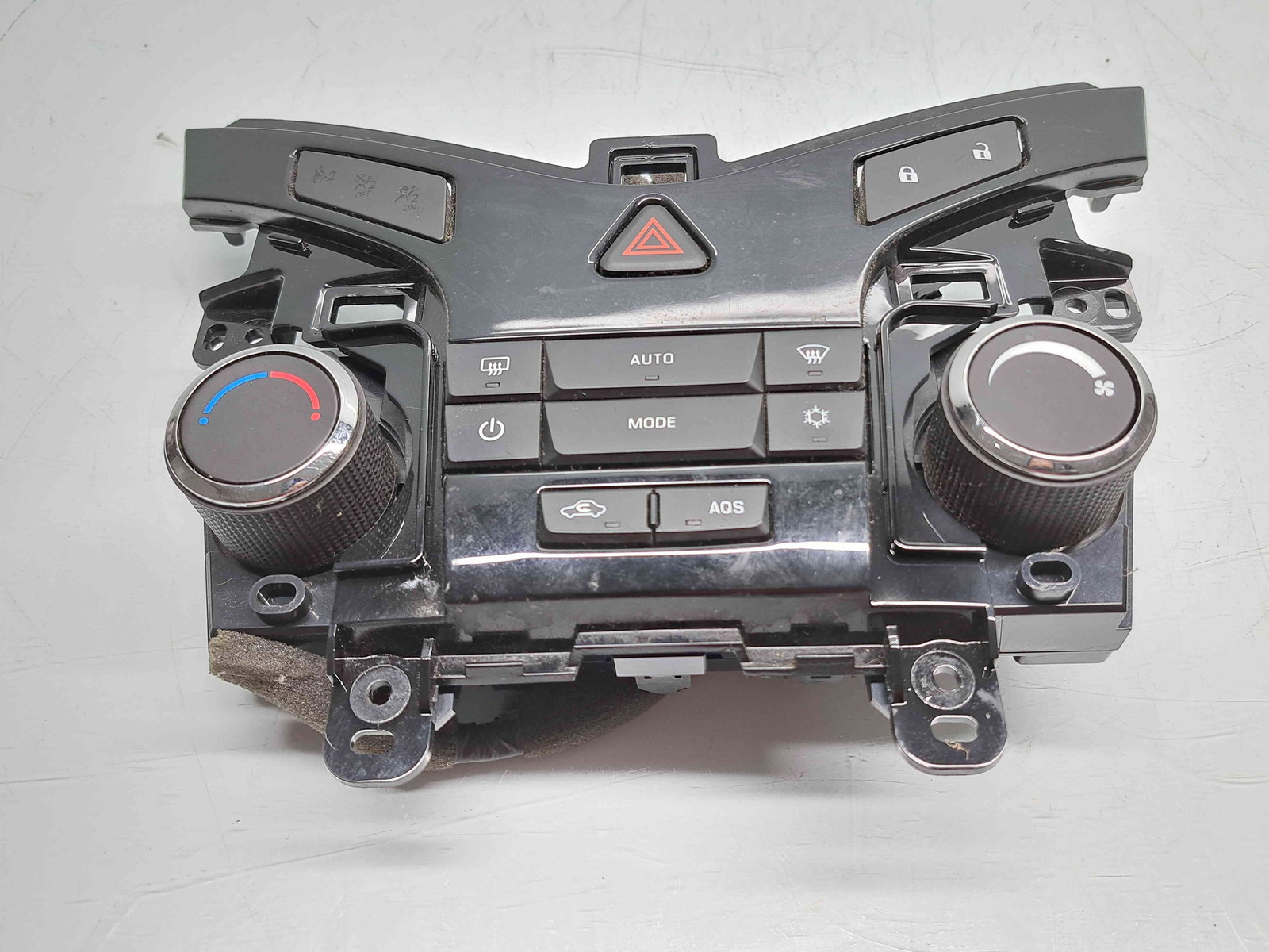 Panou comanda clima Chevrolet Cruze (J300) [Fabr 2010-2016] 13070155 - imagine 3