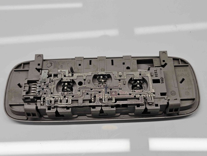  Plafoniera spate Volkswagen Golf 6 (5K1) [Fabr 2009-2013] 1K0947291