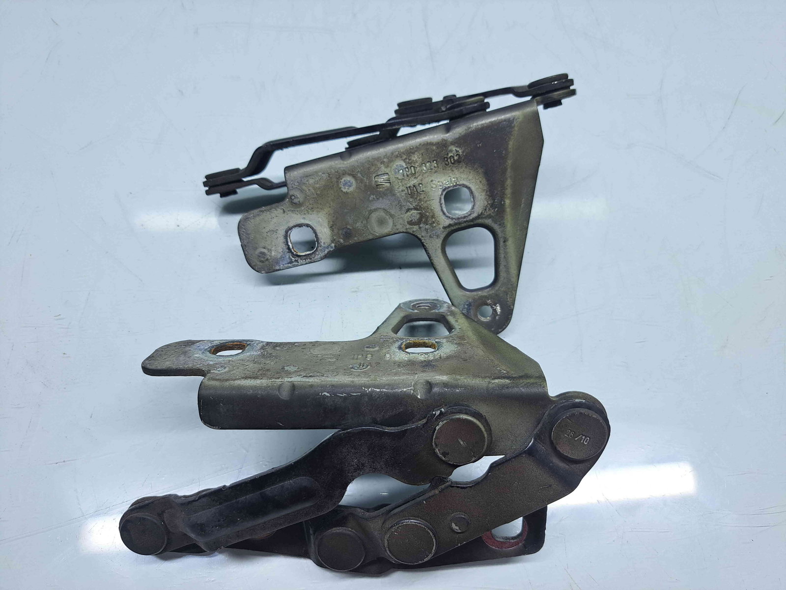 Set balamale capota Seat Leon (1P1) [Fabr 2005-2011] Facelift 1P0823302 / 1P0823301 - imagine 3