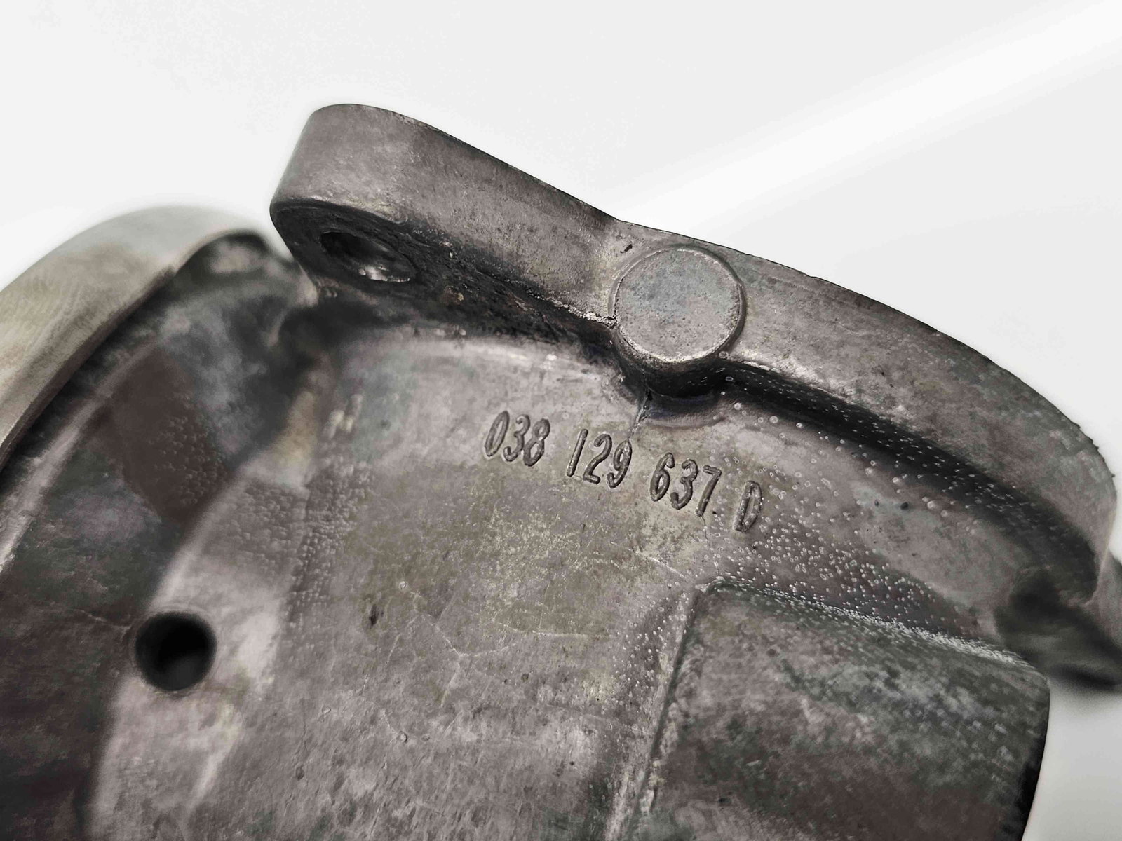 Supapa EGR Skoda Octavia 2 Combi (1Z5) [Fabr 2004-2013] Facelift 038129637D 1.9 TDI BXE 77KW / 105CP - imagine 4